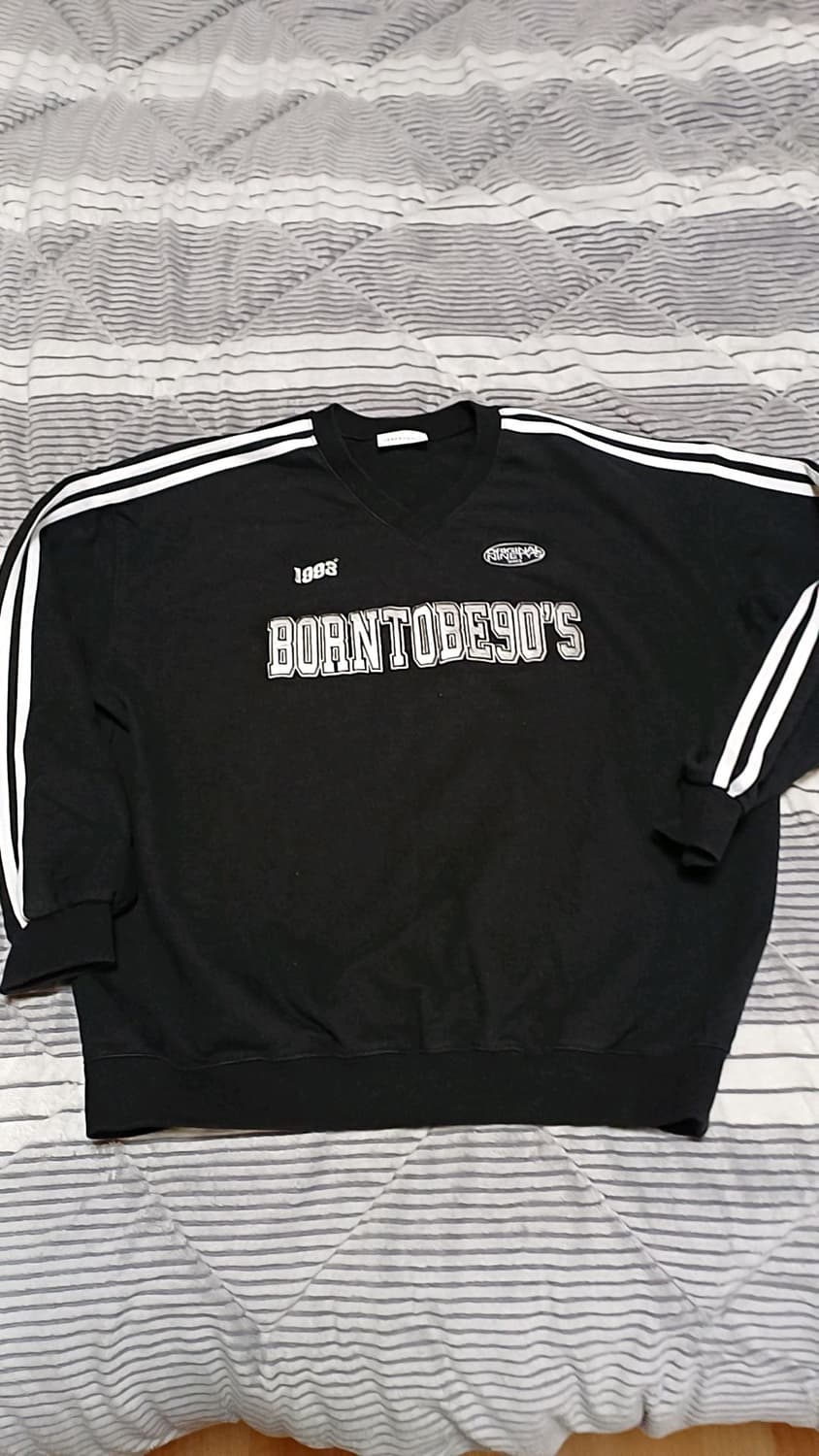 1993스튜디오 오버핏맨투맨 105 가슴65 기장70 상품이미지1