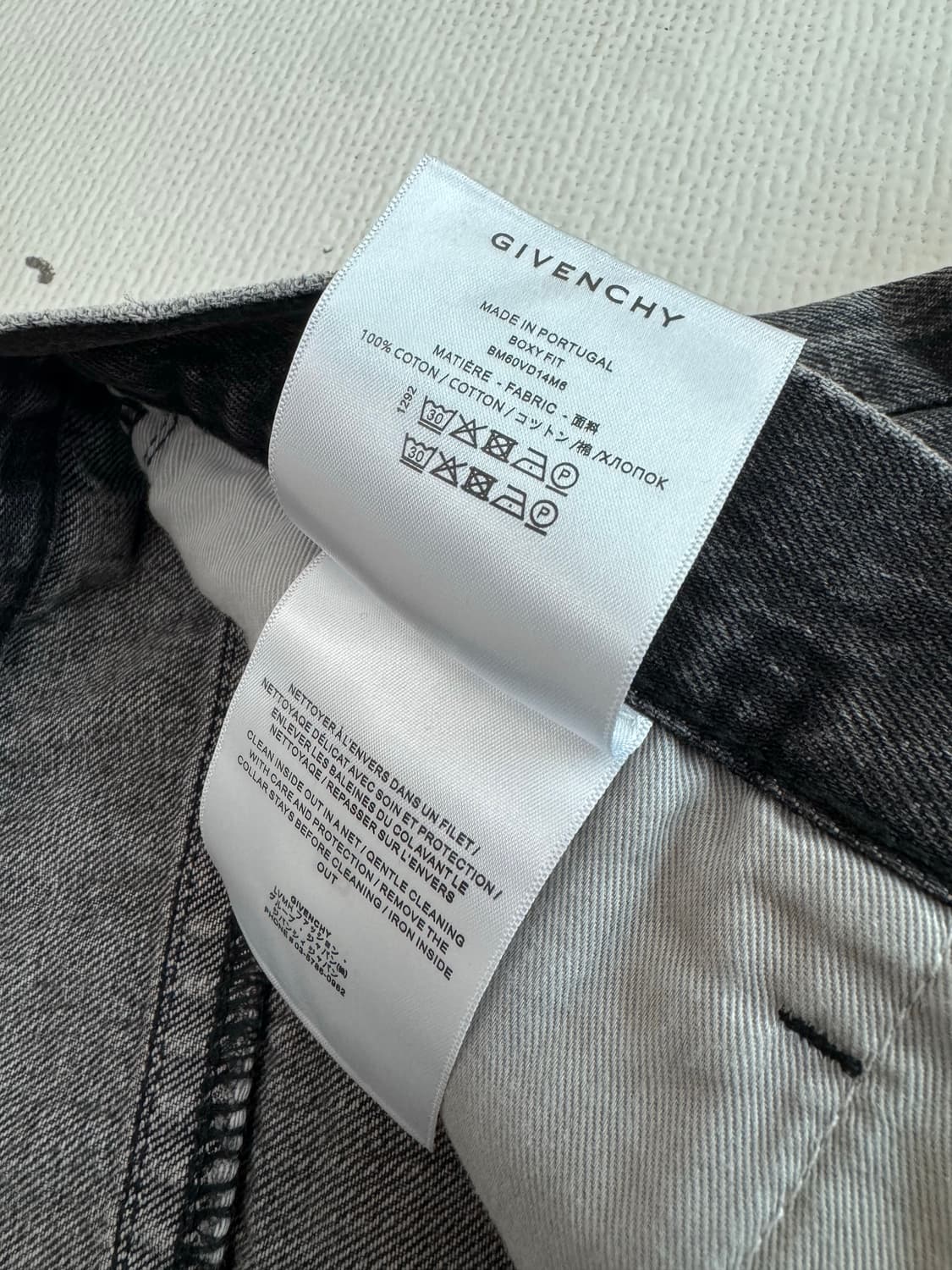 지방시 Givenchy 블랙 워싱 데님 팬츠 상품이미지9