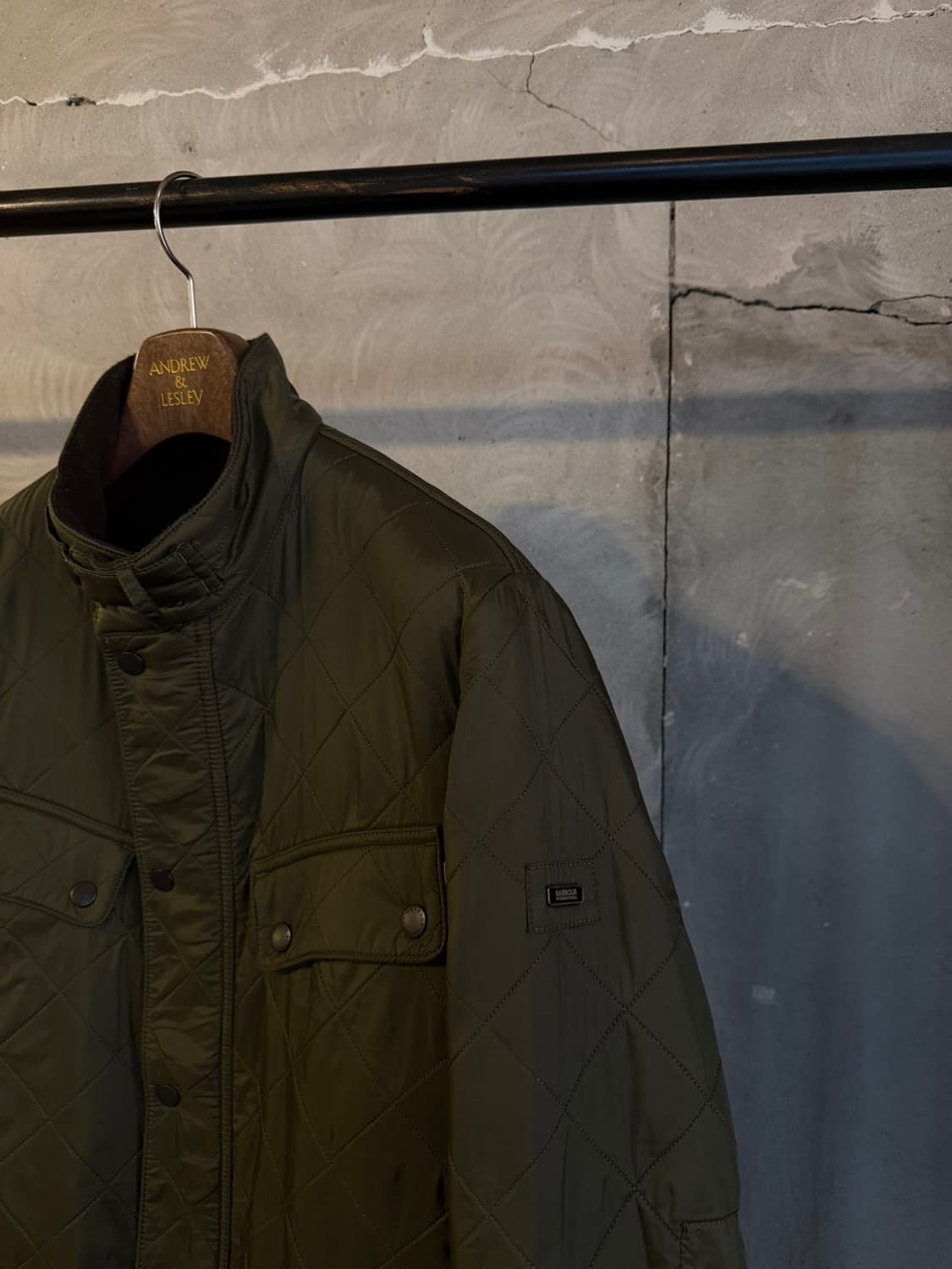 바버 인터내셔널 퀼팅자켓 남성100 상품이미지4