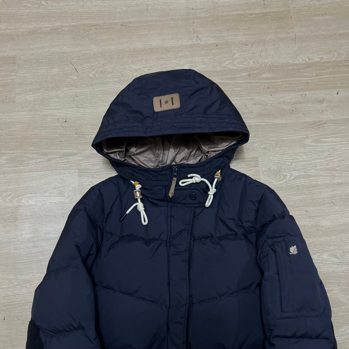 라푸마 구스다운 자수 로고 후드 패딩 점퍼 [네이비] L/100 상품이미지2