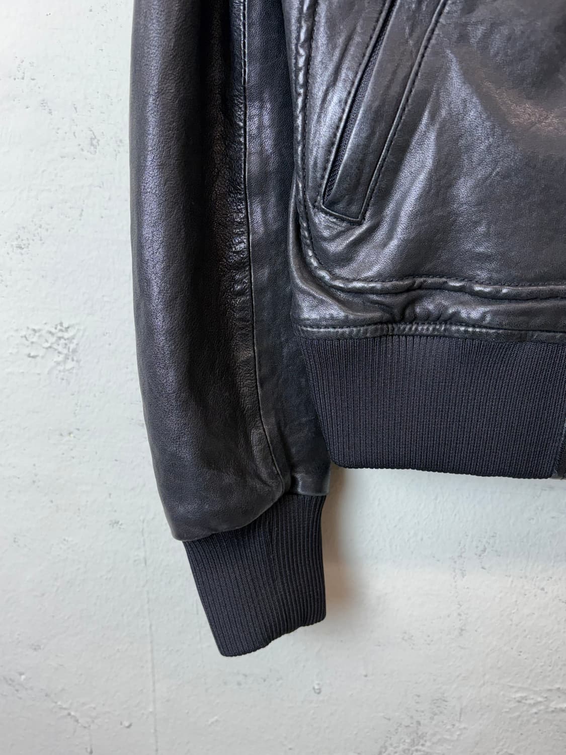 빈티지 y2k 블랙 레더 블루종 자켓 상품이미지4