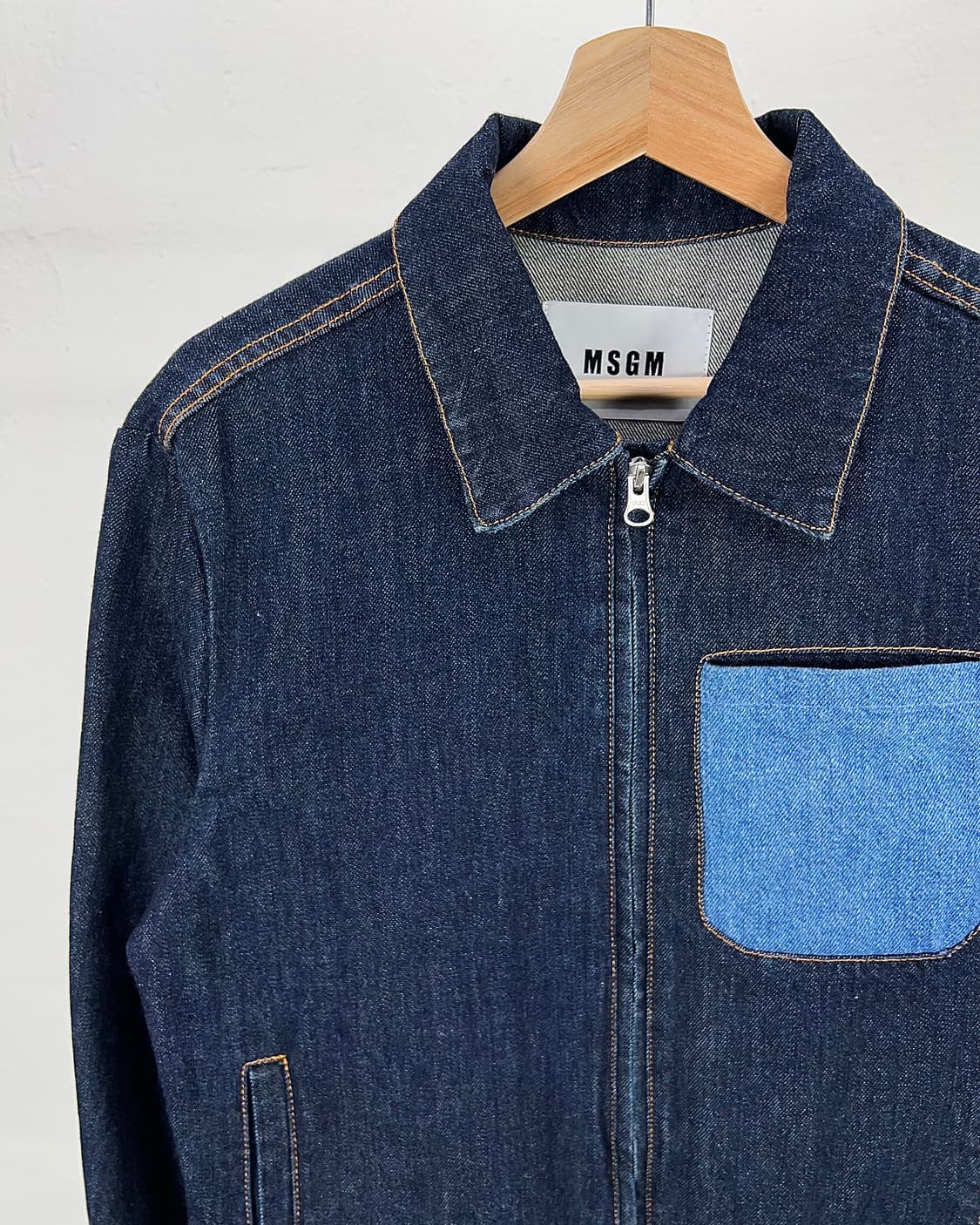 msgm 진청 배색 웰트 포켓 스티치 데님 풀집업 셔츠 자켓 상품이미지2