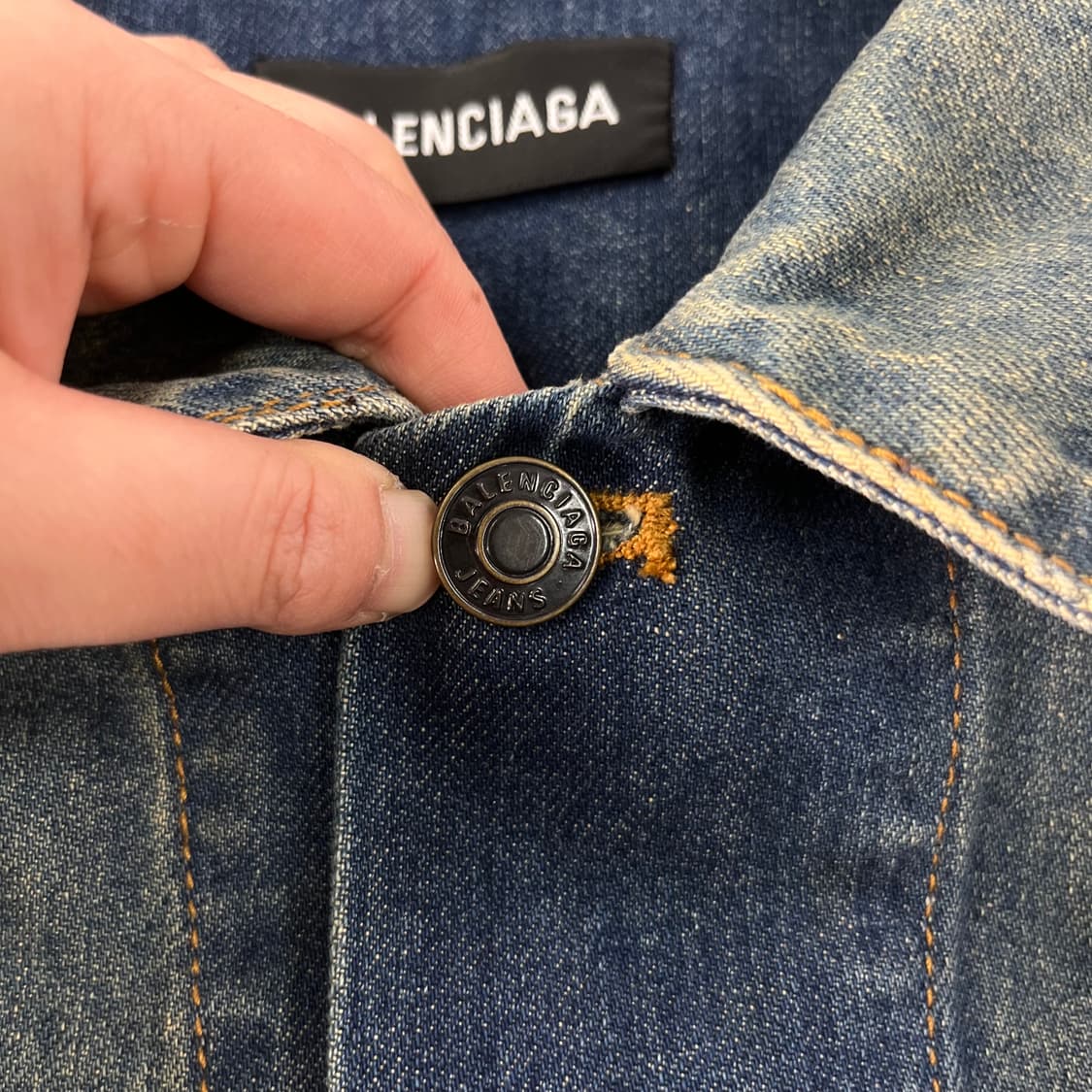 100 발렌시아가 2018 데님 자수 청자켓 상품이미지5