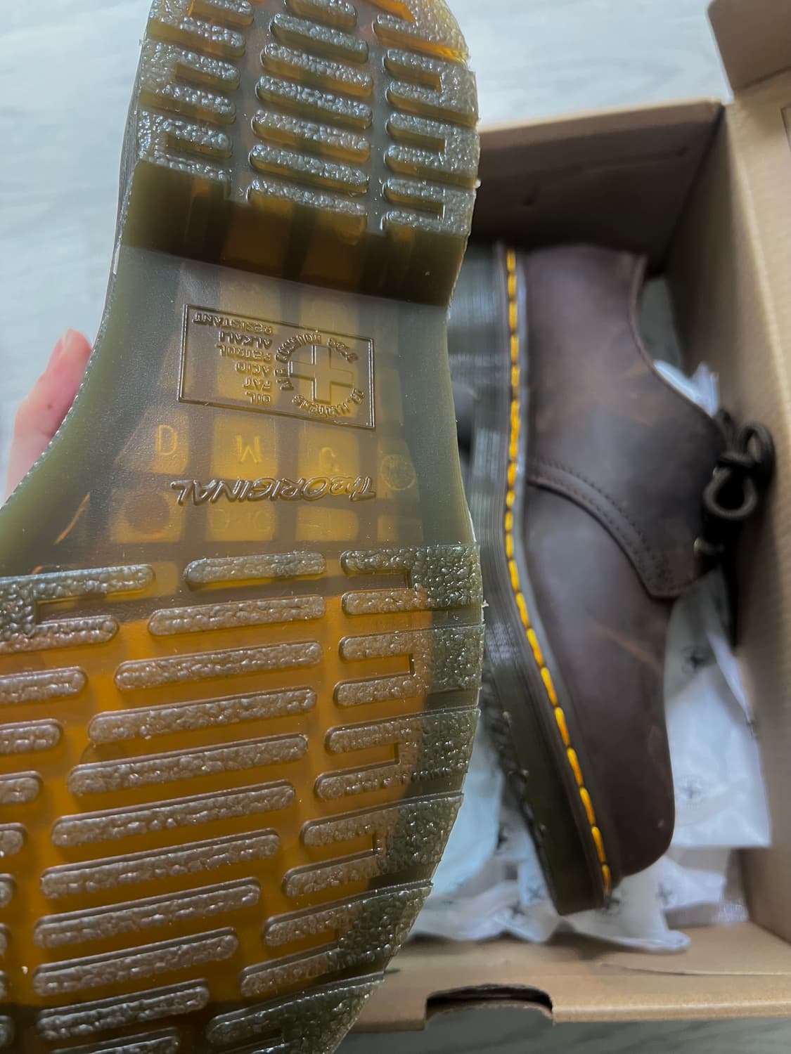 닥터마틴 1461 크레이지 홀스 레더 부츠 다크 브라운 상품이미지3