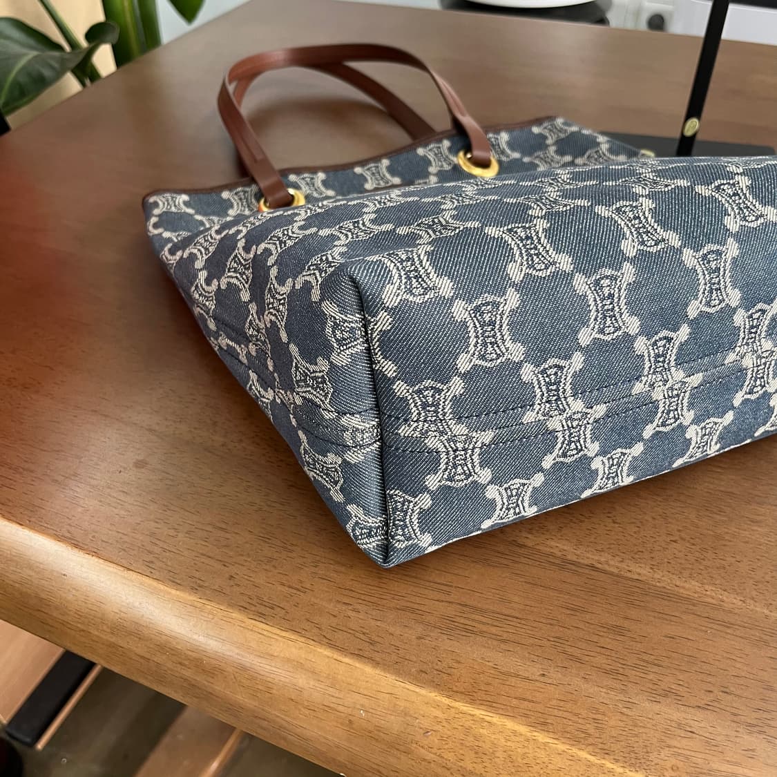 셀린느 블라종 데님 숄더백 OS 상품이미지4