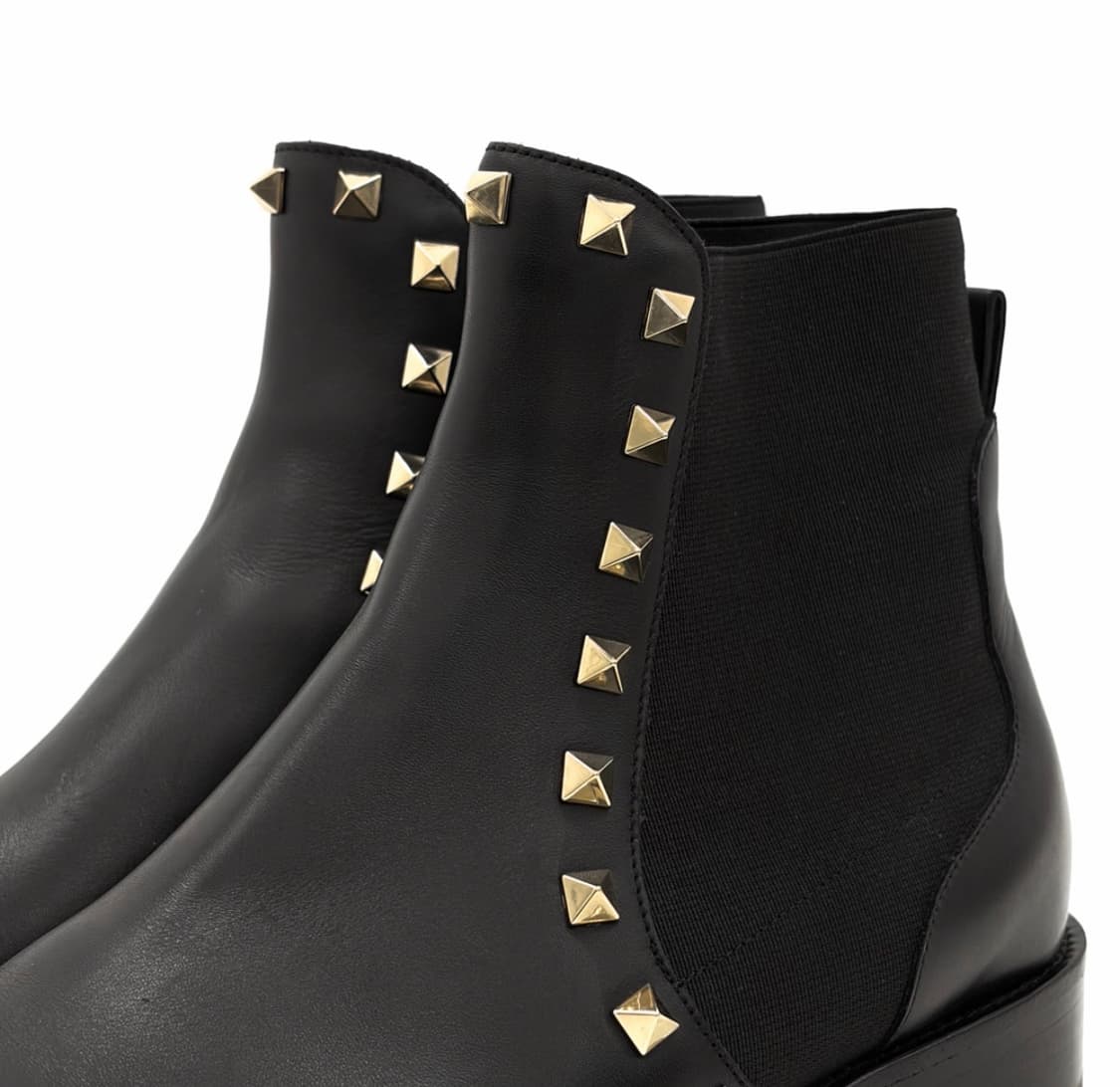 [37.5] 발렌티노 여성 락스터드 레더 리뱃 앵클 첼시 부츠 블랙 상품이미지7