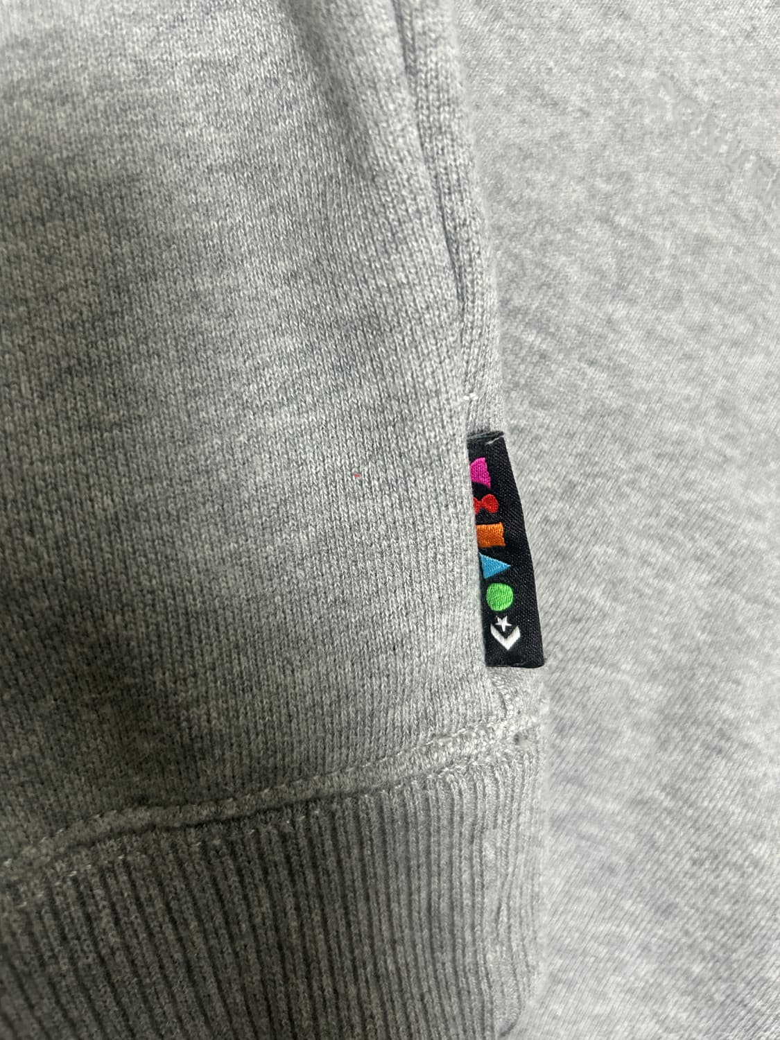 컨버스 x 아더에러 쉐입스 풀오버 후드 빈티지 상품이미지8