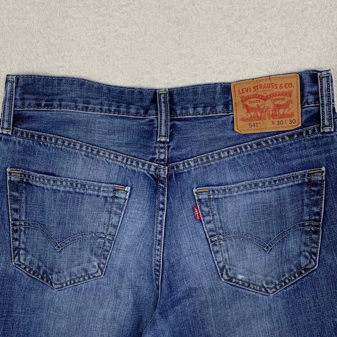 [32] 리바이스 541 에슬레틱 데님팬츠 18181-0131 상품이미지2
