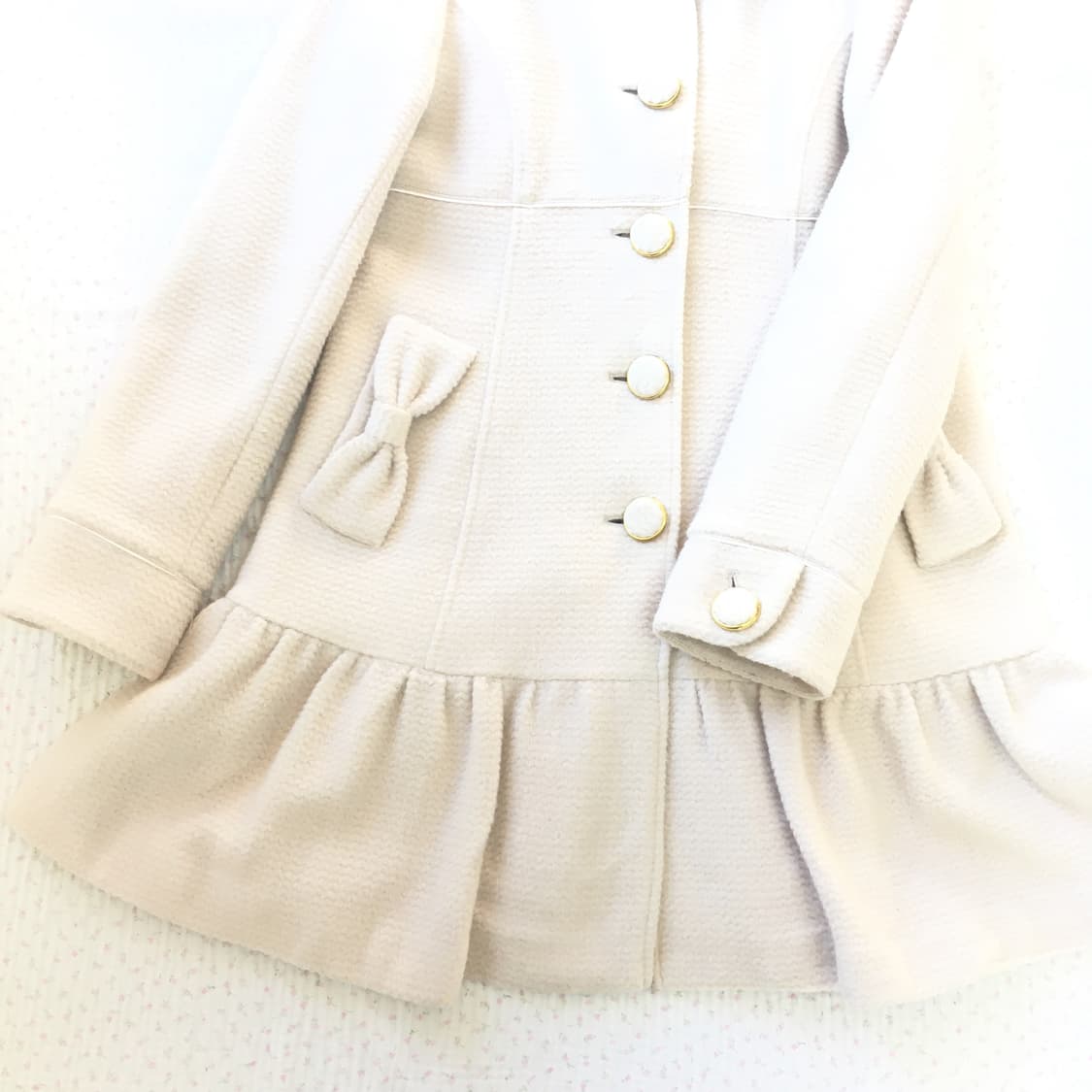LODISPOTTO/  크림 리본 프릴 코트 히메갸루 라떼갸루 리본코트 상품이미지5
