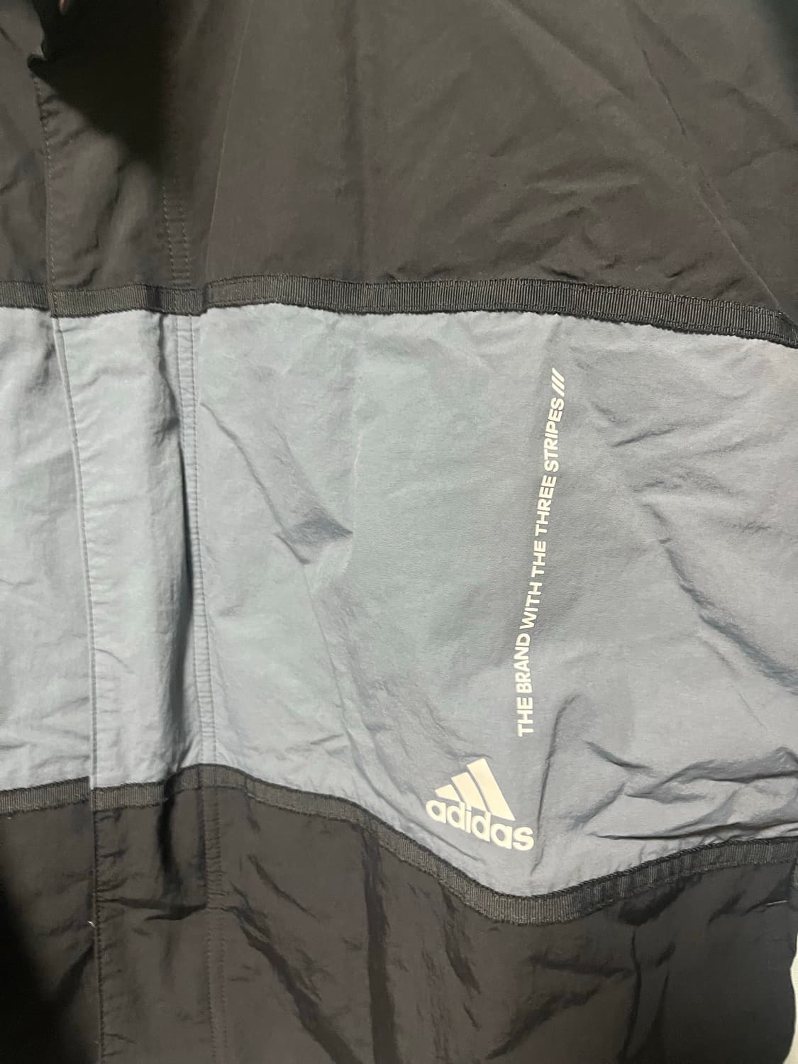 아디다스  우븐 블랙/그레이 바람막이 자켓 상품이미지2