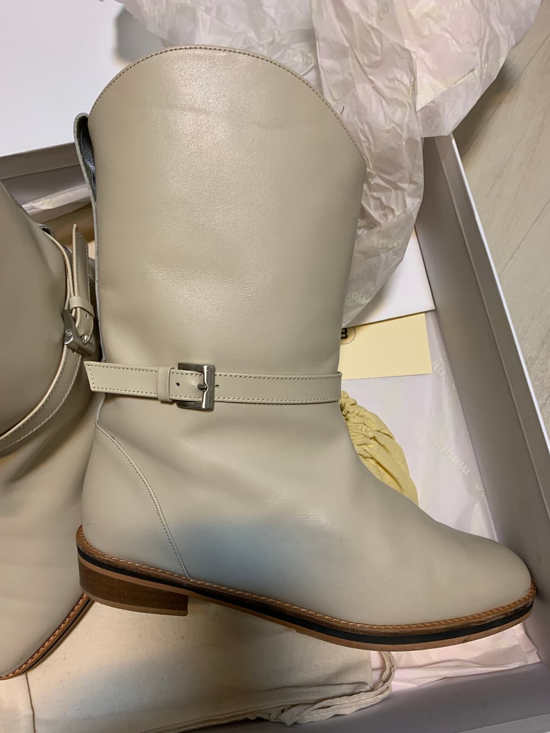 미닛뮤트 클래식 부츠 버터 아이보리 245 상품이미지5