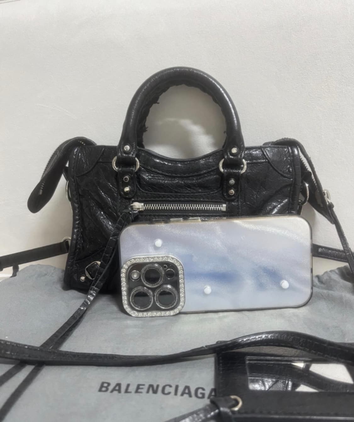 [A+ 정품] 발렌시아가 시티 모터백 나노 블랙 상품이미지6