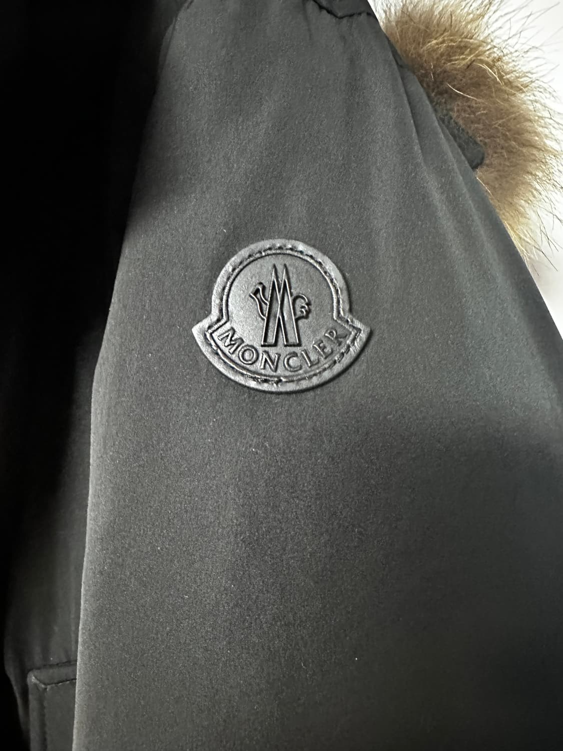 몽클레어 리버 야상 패딩 1사이즈 95-100 m-65 상품이미지4