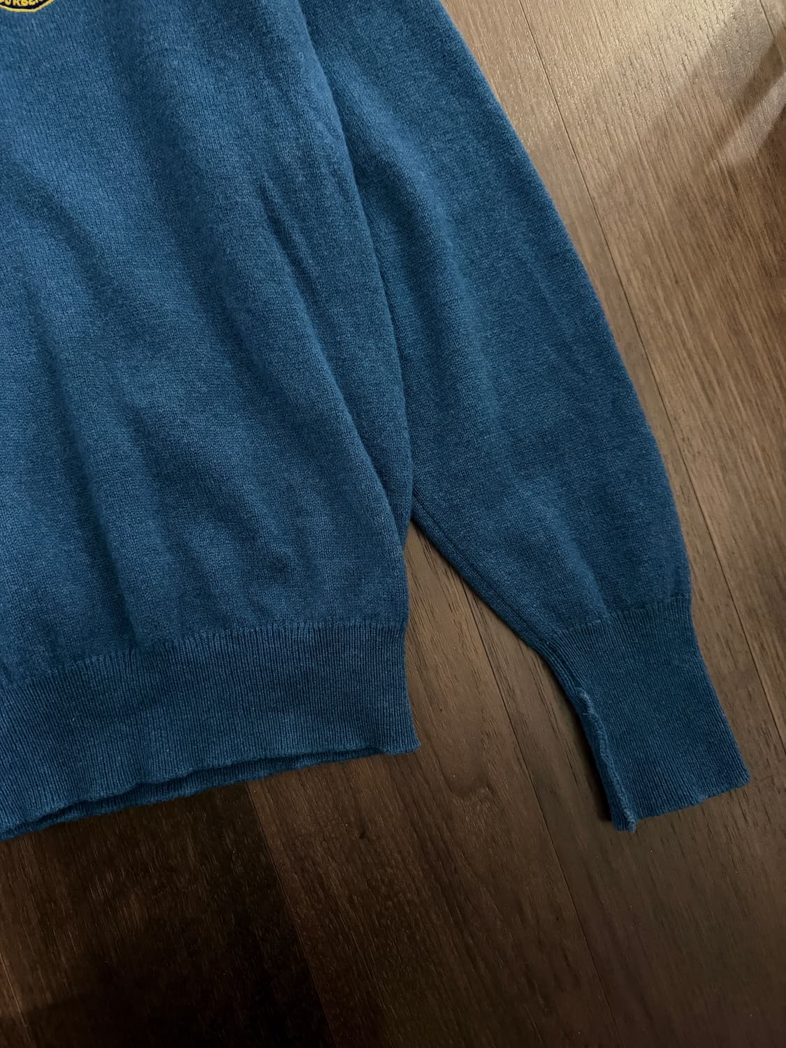 버버리 월계자수 니트 상품이미지3