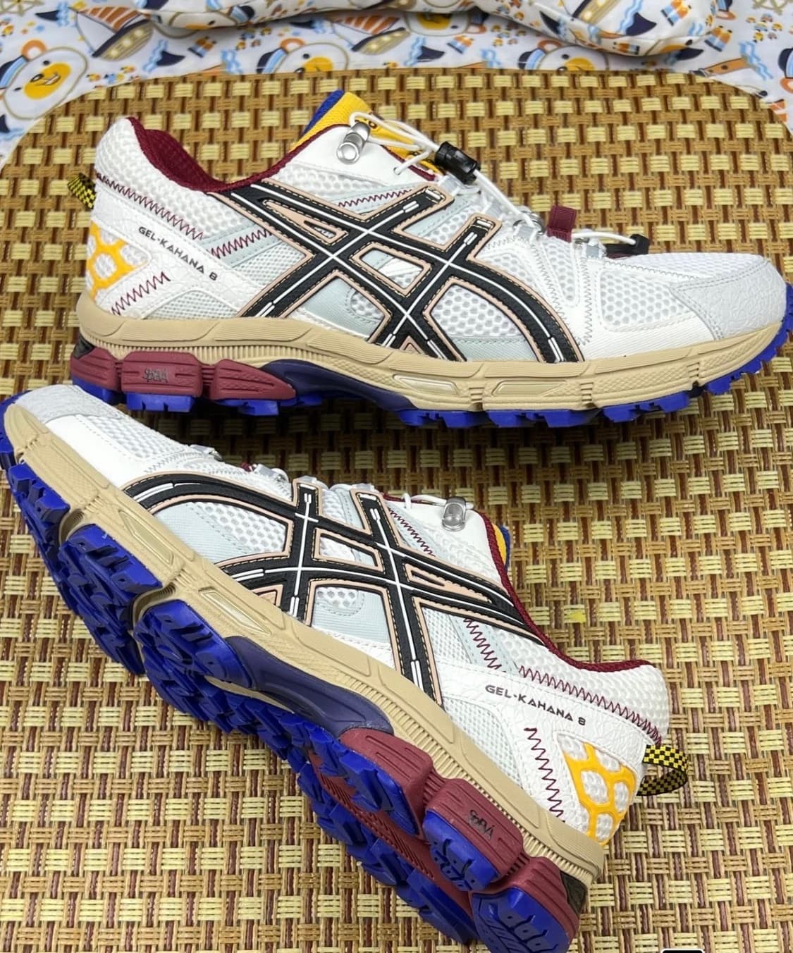 아식스 남자 운동화 젤 카하나 8 화이트 레드 상품이미지3