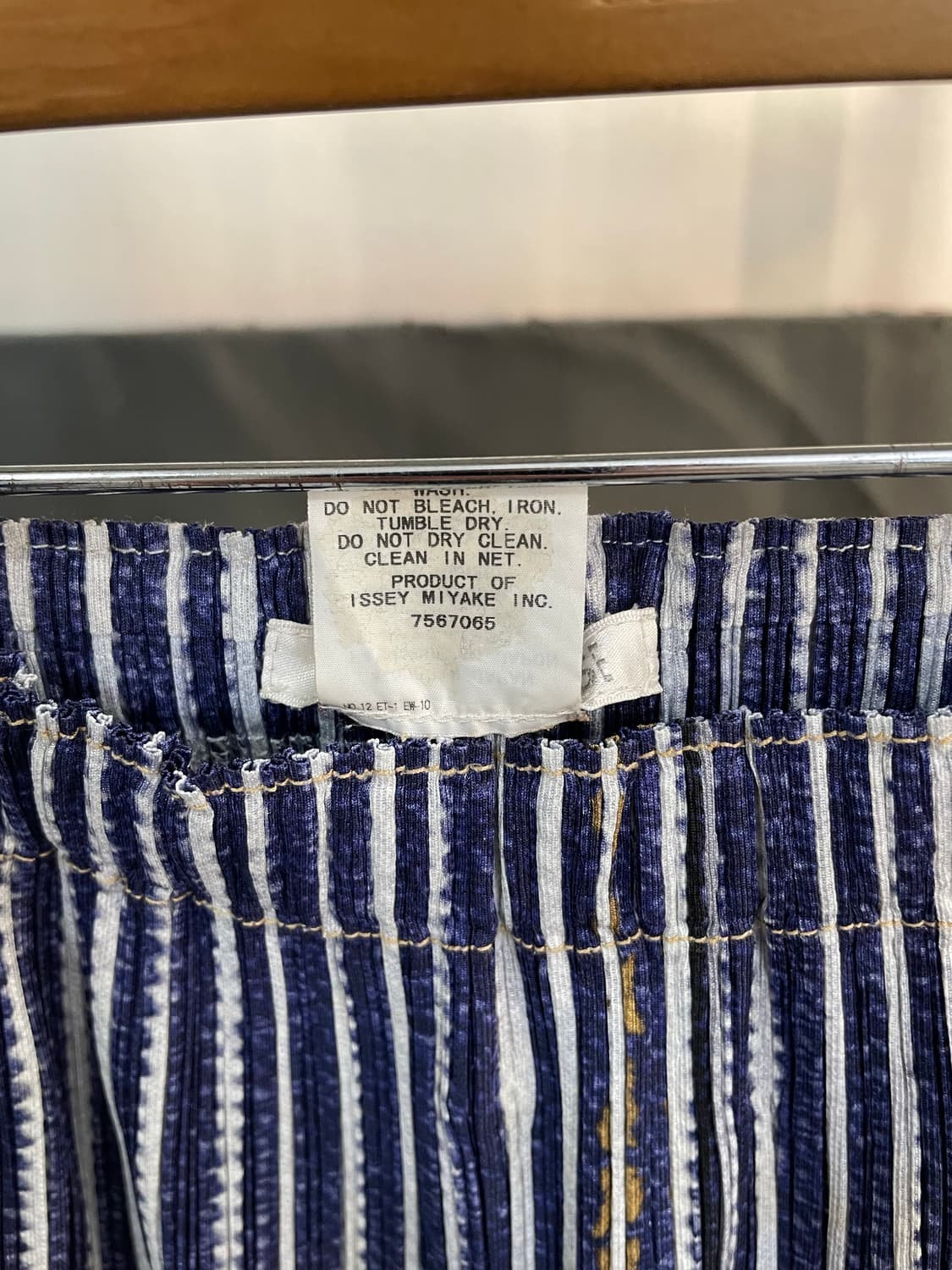 플리츠 플리즈 이세이 미야케 스트라이프 팬츠 4 상품이미지7