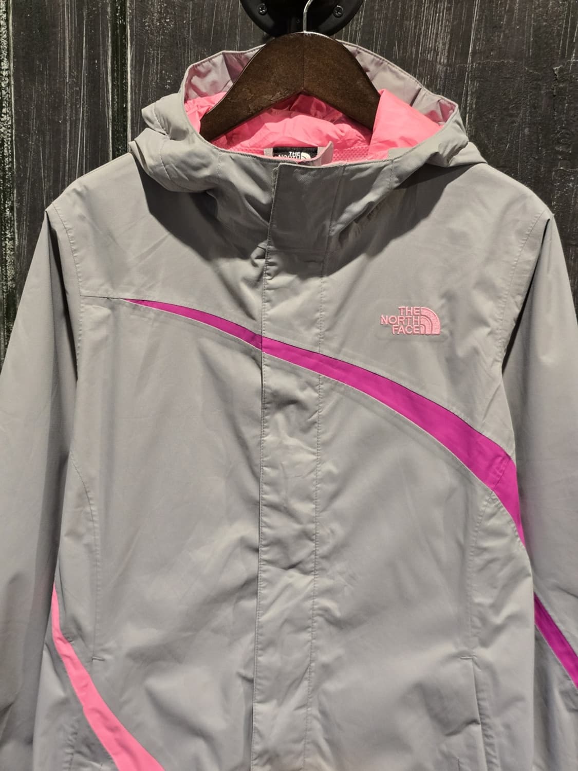 The North Face Girl's HyVent Jacket 상품이미지2