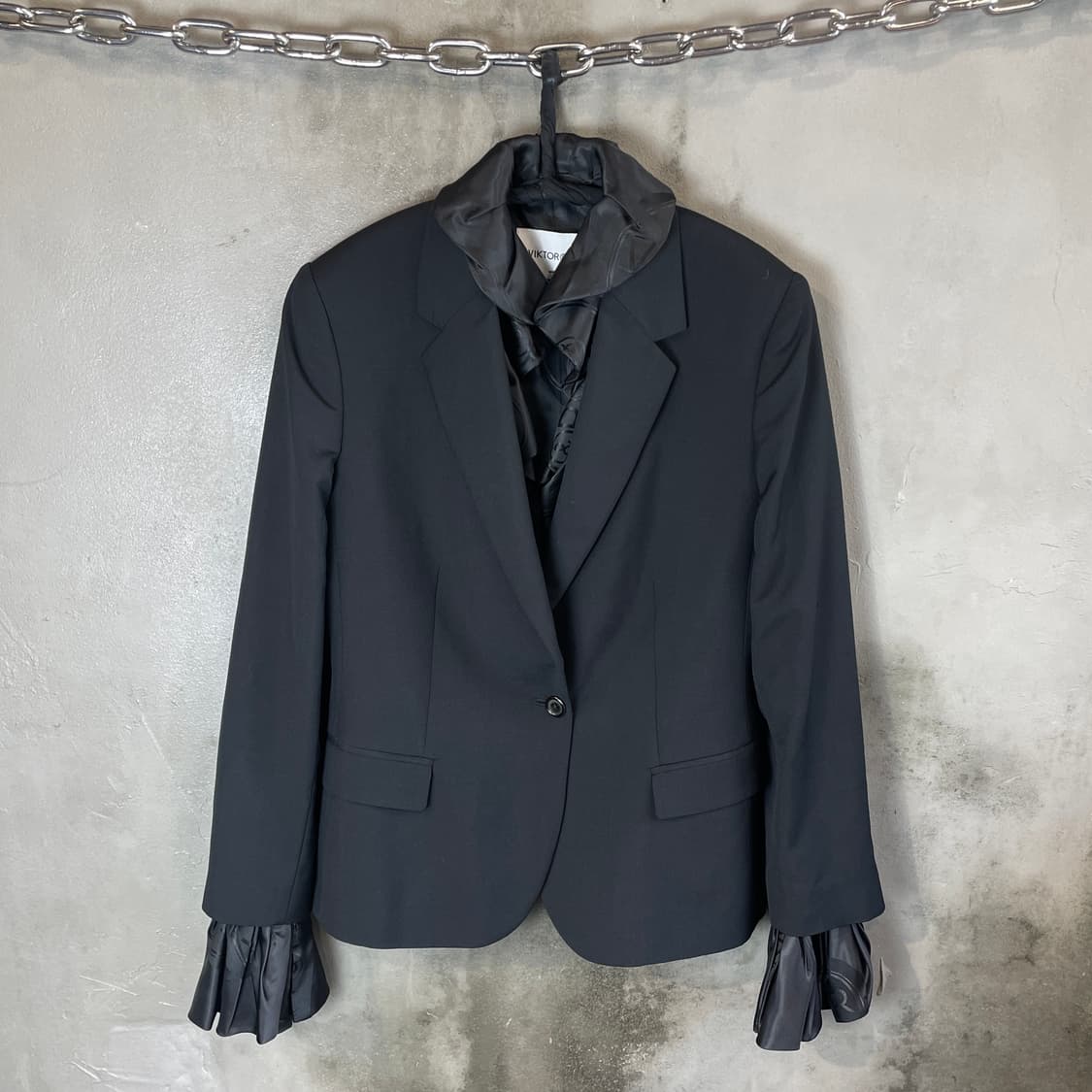 빅터앤롤프 러플 블레이저 상품이미지2