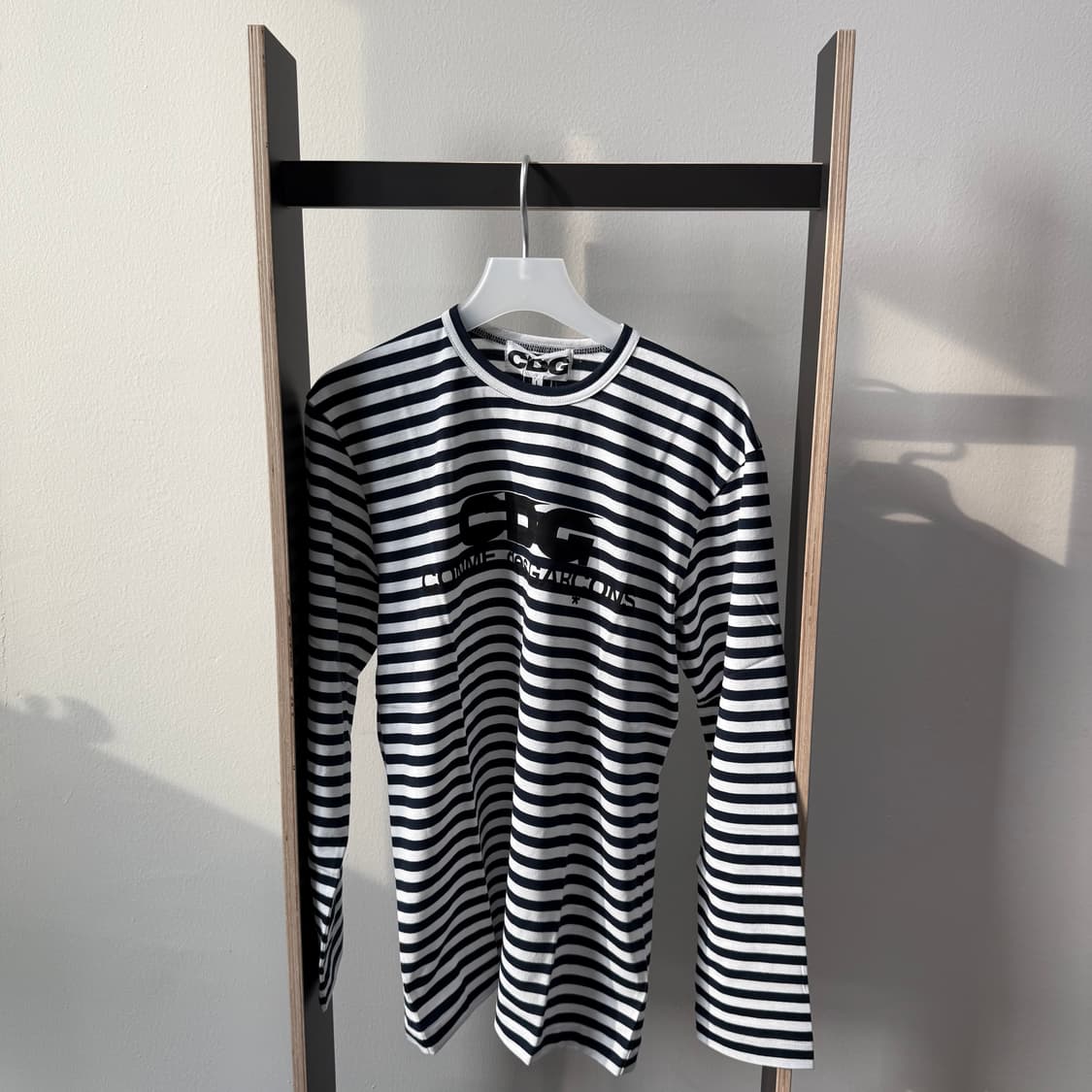 꼼데가르송 CDG 로고 스트라이프 롱슬리브 2컬러 상품이미지2