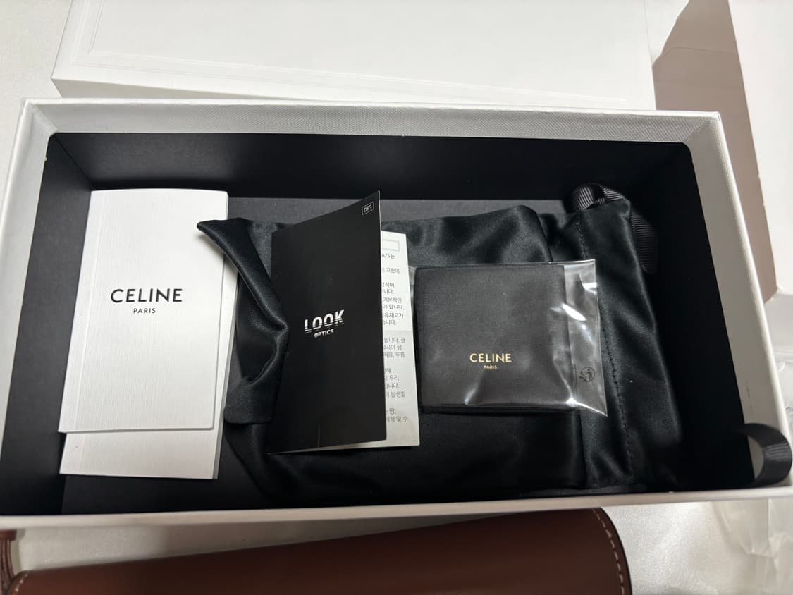 셀린느 트리옹프 선글라스01 블랙 풀박스 상품이미지5