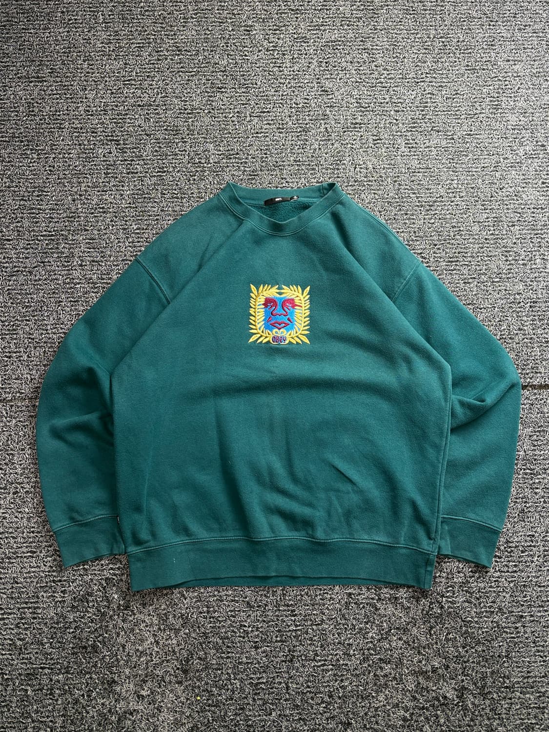 오베이 센터 자수로고 해비코튼 기모 크루넥 2576 상품이미지2