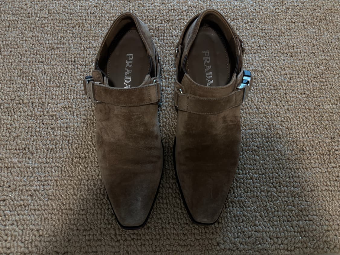 프라다 브라운 스웨이드 버클 앵클 부츠 상품이미지1