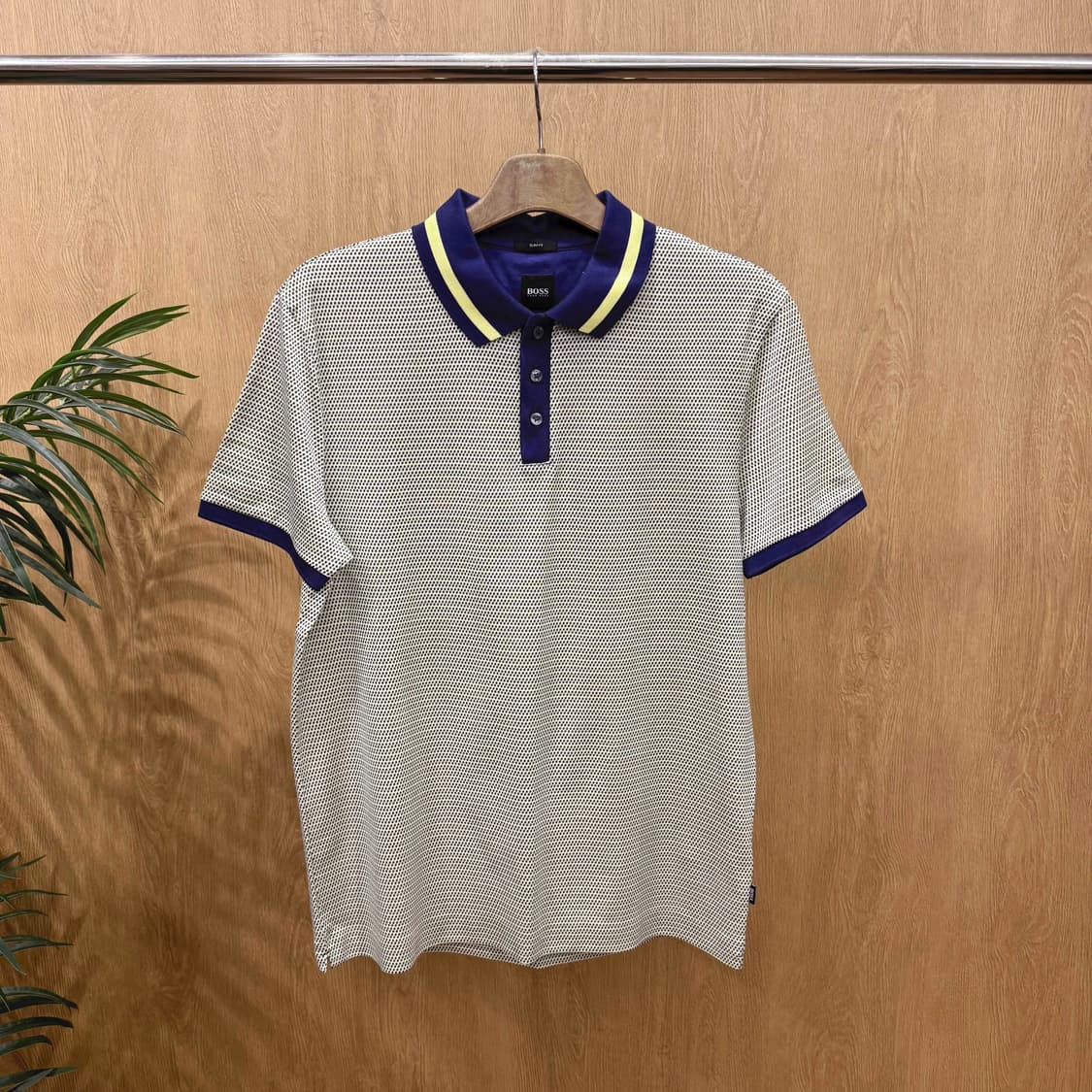 휴고 보스 마이크로 패턴 PK 티셔츠 배색 카라 버튼 디테일 네이비 상품이미지1