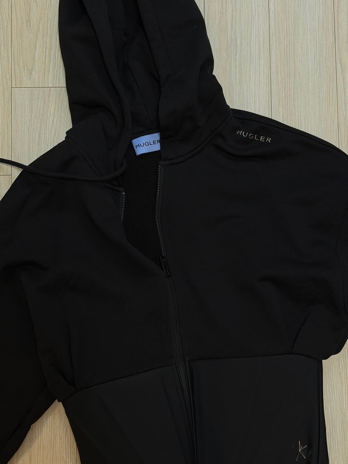 뮈글러 x H&M 후드 S사이즈 상품이미지3