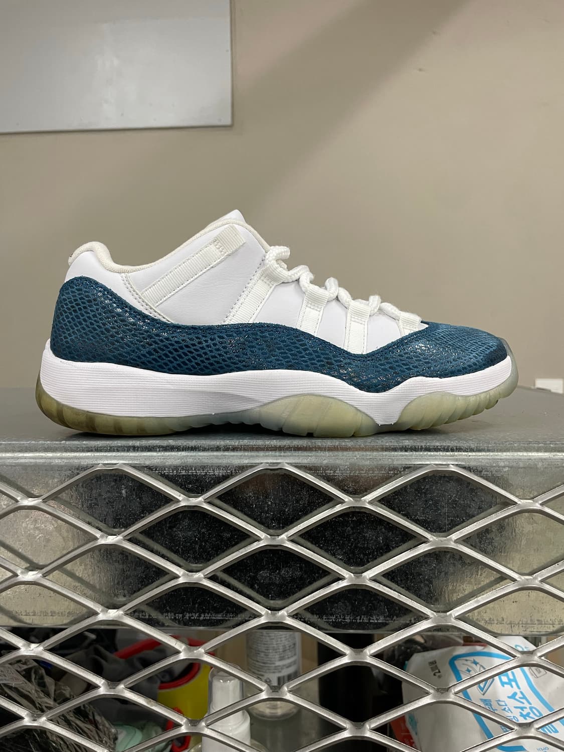 나이키 조던11 네이비 스네이크 스킨 250 (gr-4264) 상품이미지4