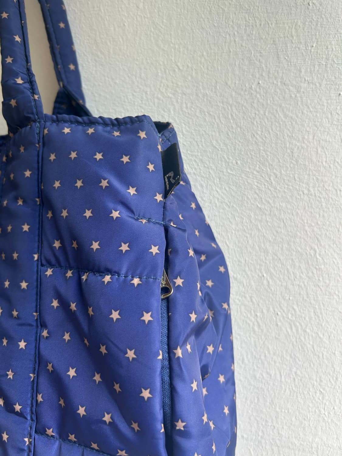 별 패딩 토트백 상품이미지2