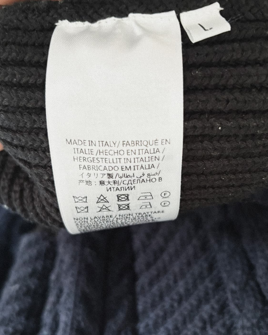 알렉산더맥퀸 플레어 니트 가디건 상품이미지8