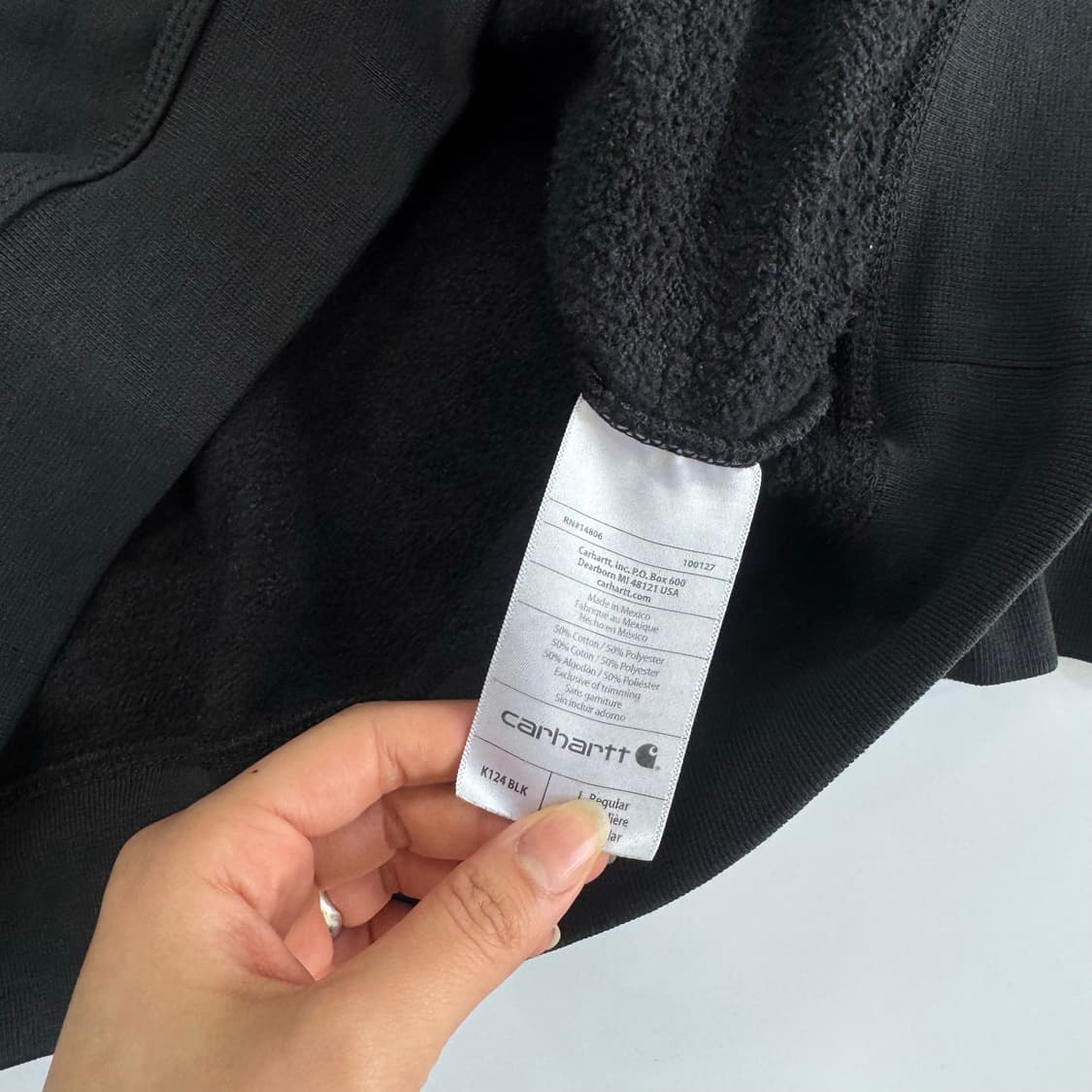 Carhartt 칼하트 블랙 맨투맨  상품이미지6
