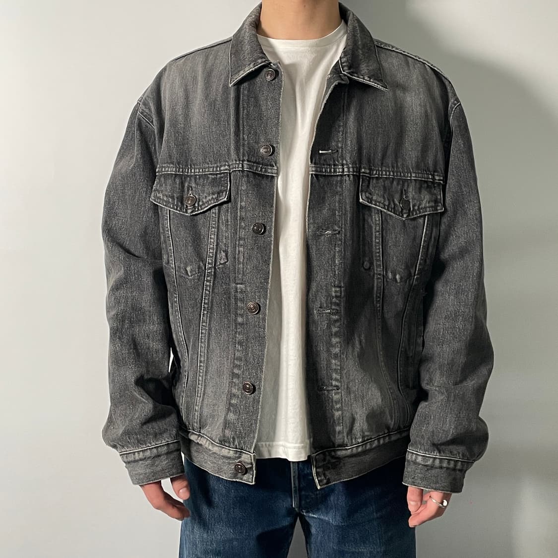 발렌시아가 백로고 흑청 데님자켓 (on.603)   상품이미지2