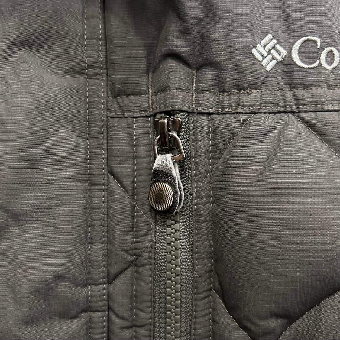 컬럼비아 덕다운 다이아몬트 퀼팅 경량패딩 상품이미지6