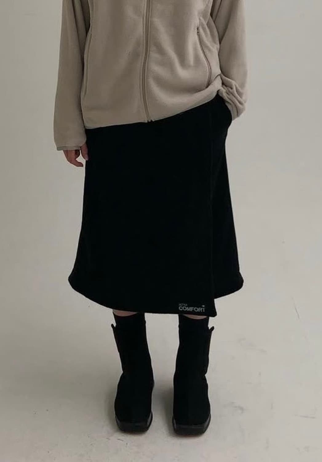 지초이 22-006 랩스커트 블랙 상품이미지1