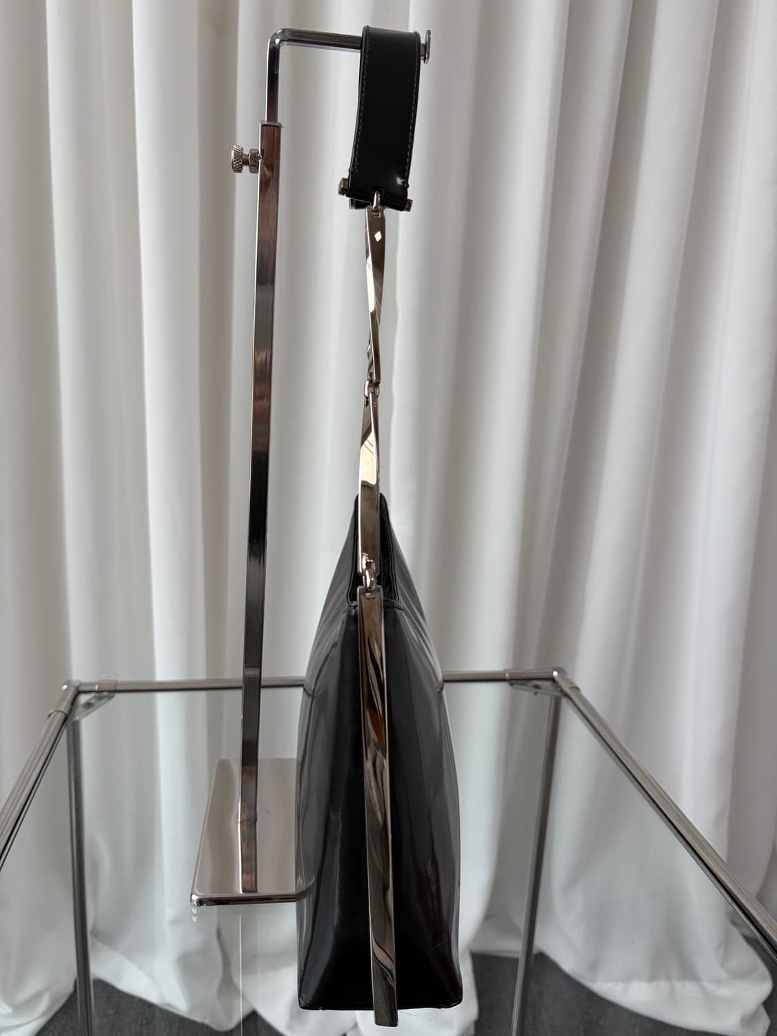 살바토레 페라가모 페이던트 레더 숄더백 상품이미지7