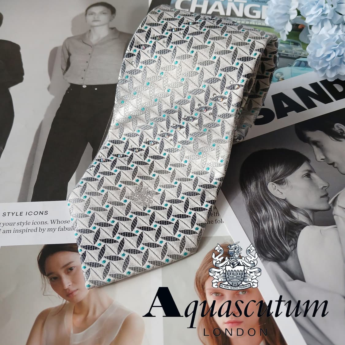 아쿠아스큐텀 실크 실버 패턴 넥타이 9.1cm 새상품 A19347
 상품이미지2