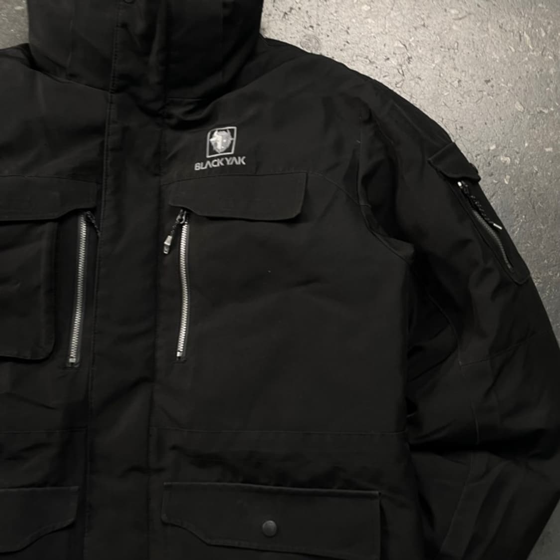 100 블랙야크 패딩 상품이미지2