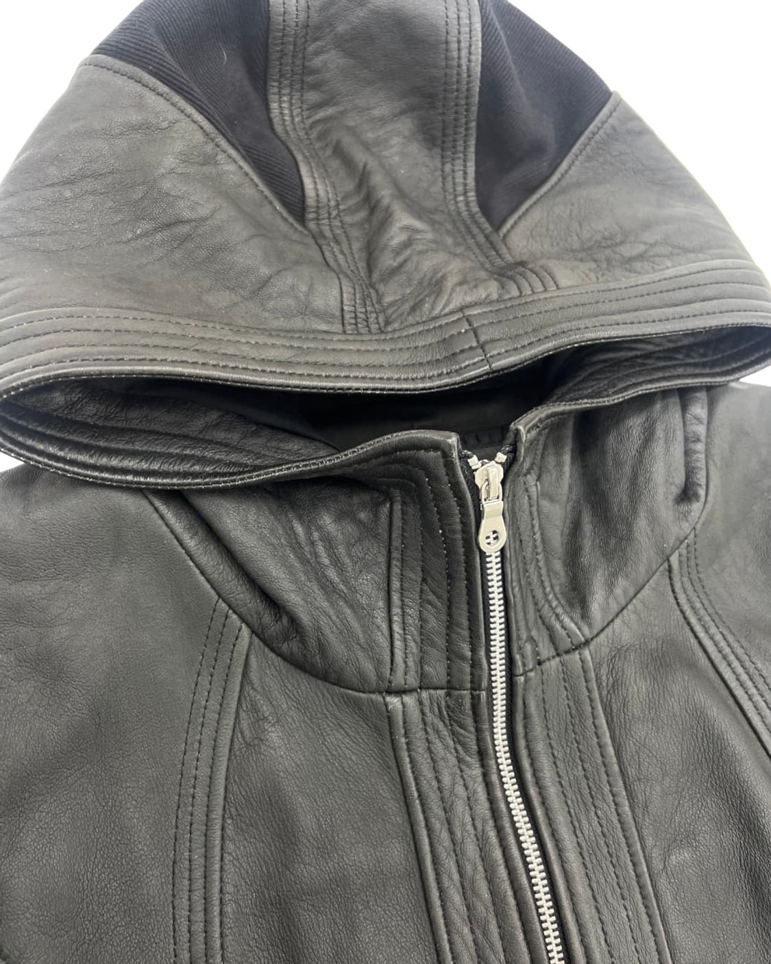 NO ID 레더 후드 3D 바이커 자켓 상품이미지3