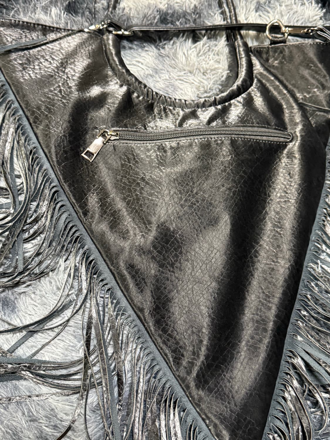 Punk Triangle Fringe Bag 상품이미지2