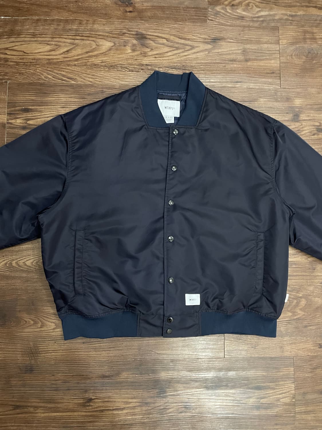 더블탭스 크로스본 팀자켓 항공점퍼 네이비 상품이미지3