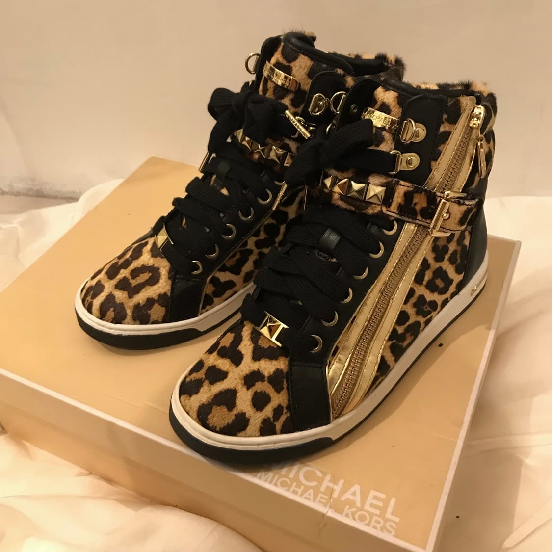 Michael Kors 마이클코어스 레오파드 퍼 레더 금장 하이탑 상품이미지3