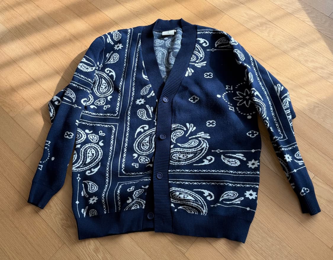 제네럴아이디어 스탠다드 페이즐리 가디건 네이비 남녀공용 상품이미지2