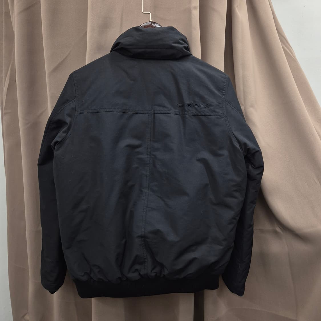 아이더 블랙 패딩 M 상품이미지3