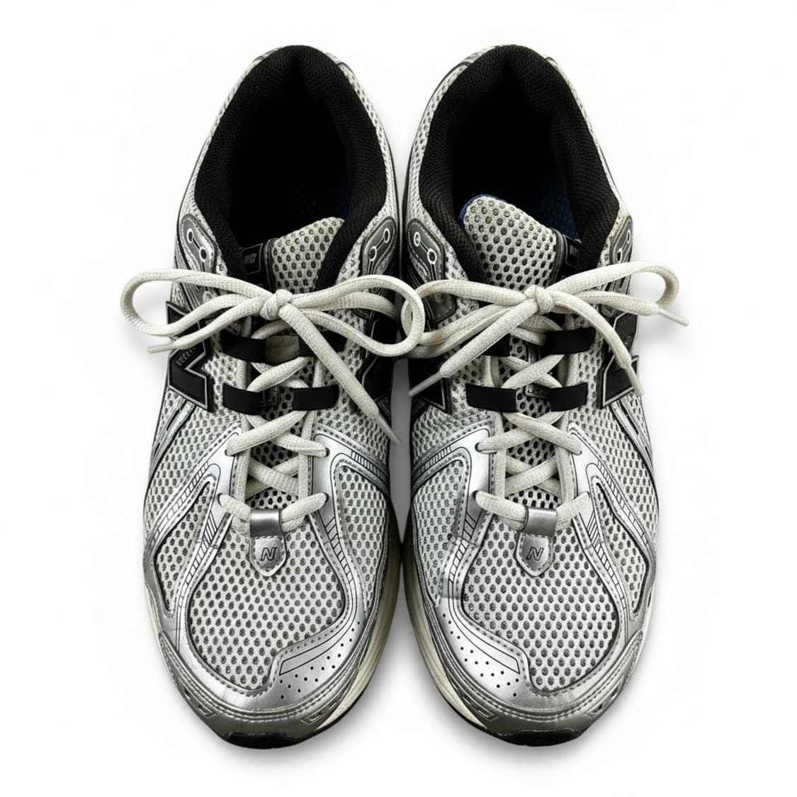 뉴발란스 1906R 실버 메탈릭 스니커즈 275 상품이미지1