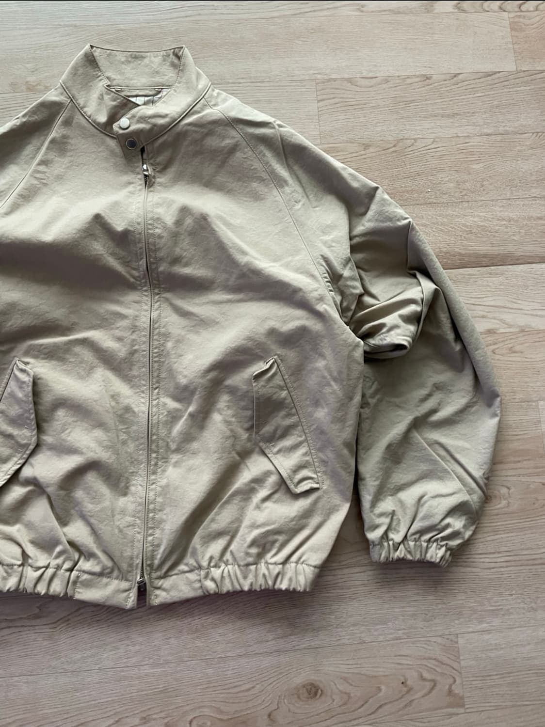 뷰티앤유스 유나이티드 애로우즈 해링턴 블루종 자켓 M 사이즈.

 상품이미지2