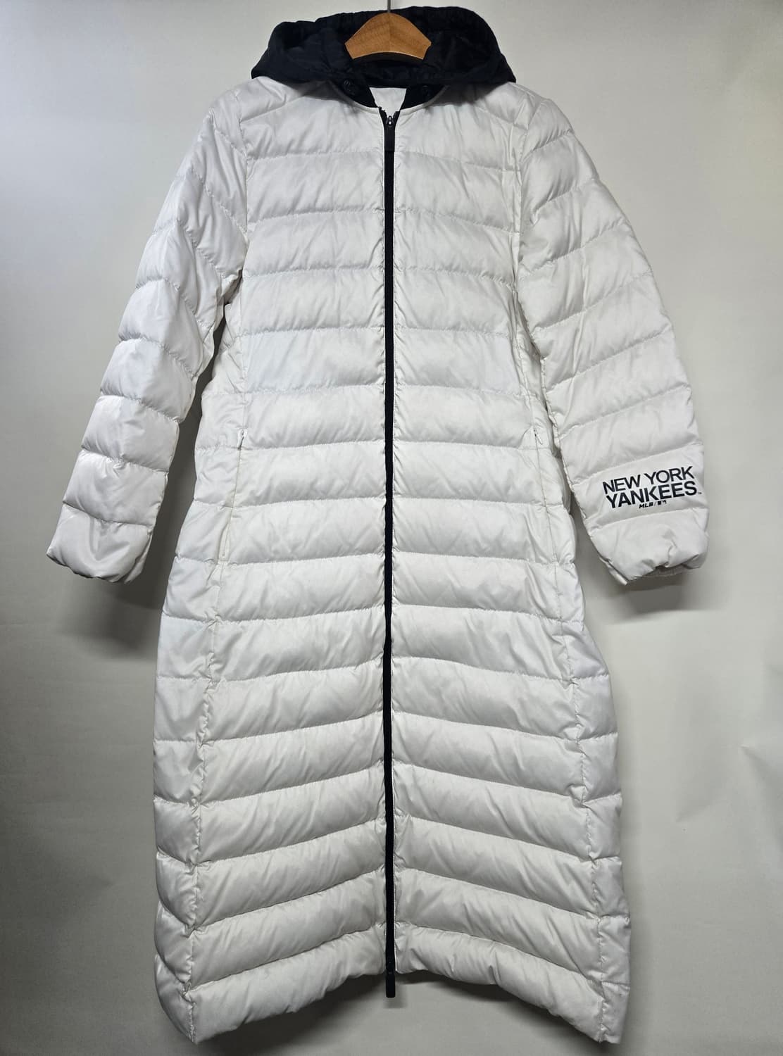 MLB 뉴욕 양키스 구스 경량 롱패딩 XS(85) 상품이미지1