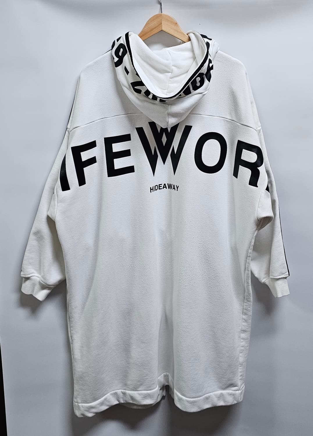 라이프워크 화이트 후드 롱 집업 FREE 상품이미지2