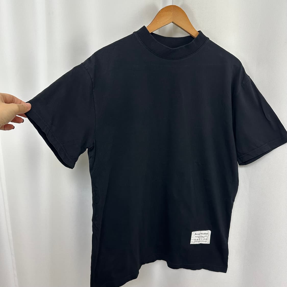 아크네스튜디오 남자 면100% 반팔티 검정 85 (M) 상품이미지3