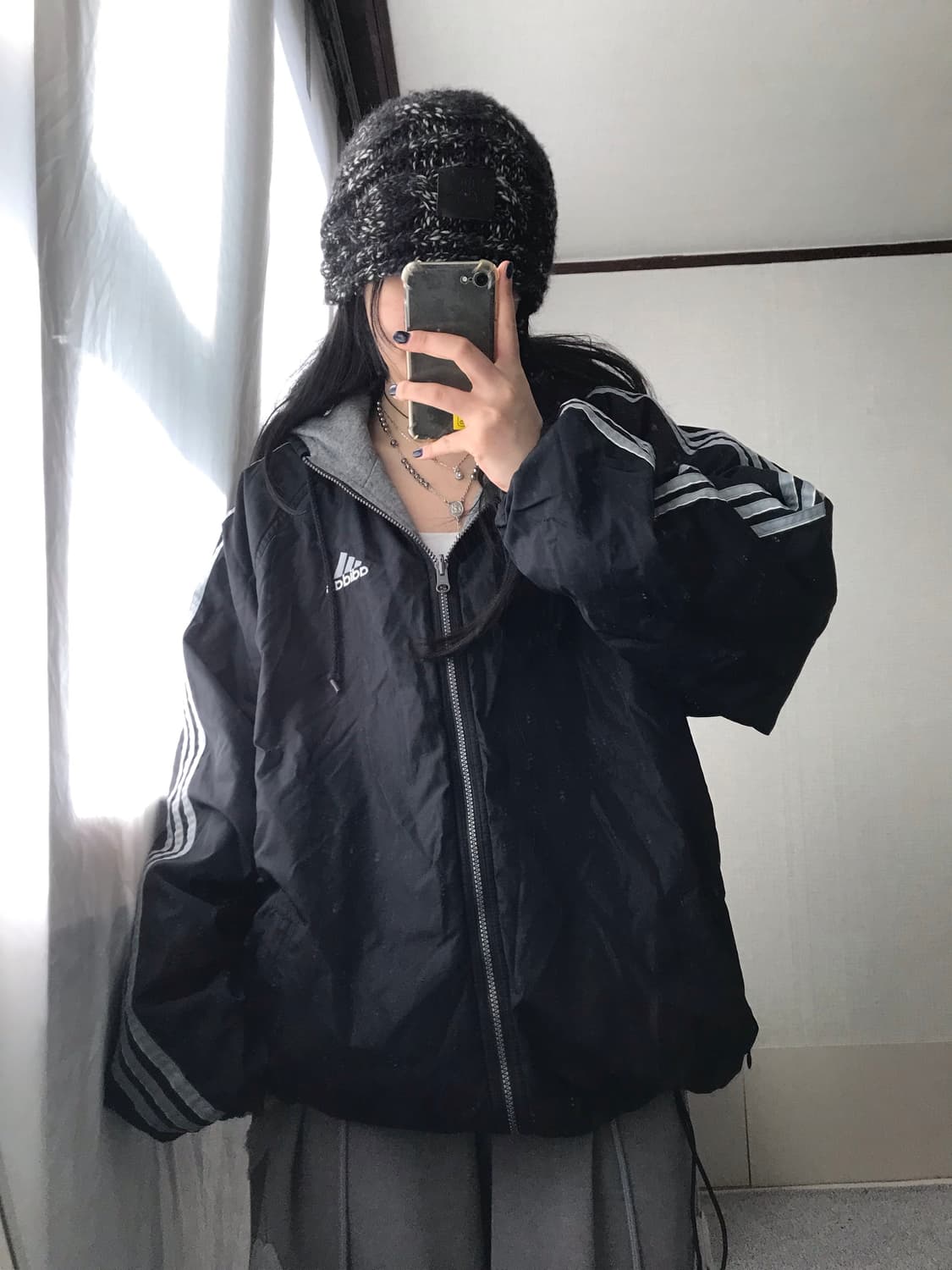 아디다스 90s 블랙 그레이 리버시블 패딩 상품이미지4